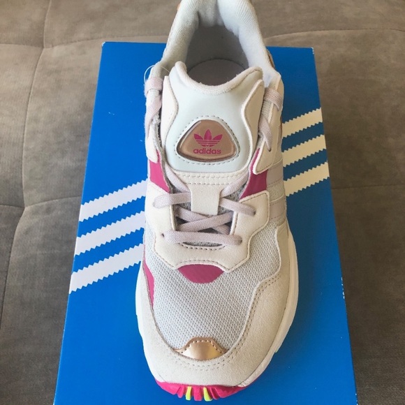 Adidas Yung-96// LAST CHANCE - Picture 2 of 3